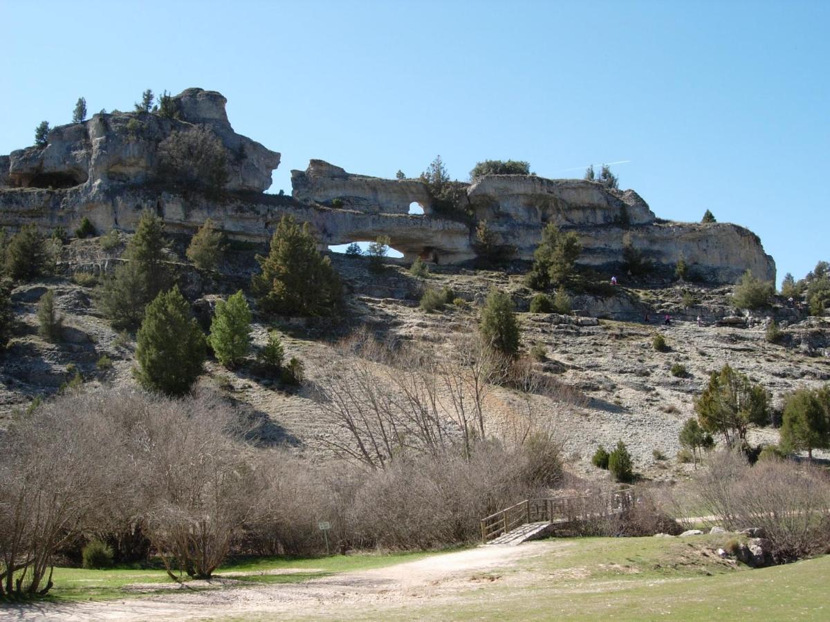Fuente Del Pino Canon De Rio Lobos San Leonardo de Yagüe 外观 照片